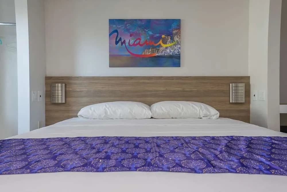The Biscayne Hotel — photo 4