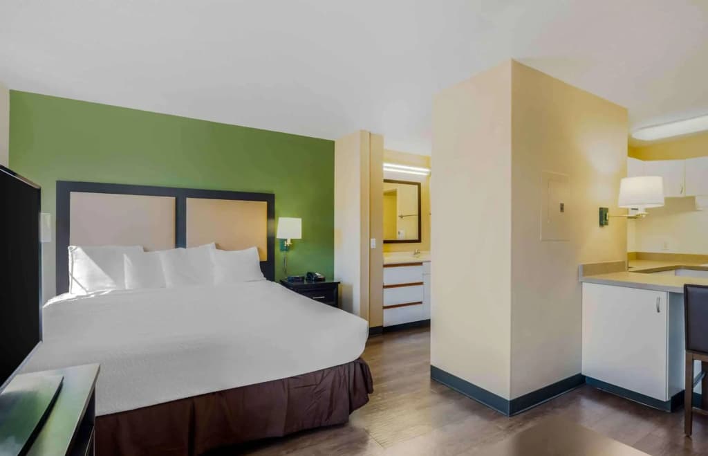 Extended Stay America Suites Boston Waltham 52 4th Ave — photo 3