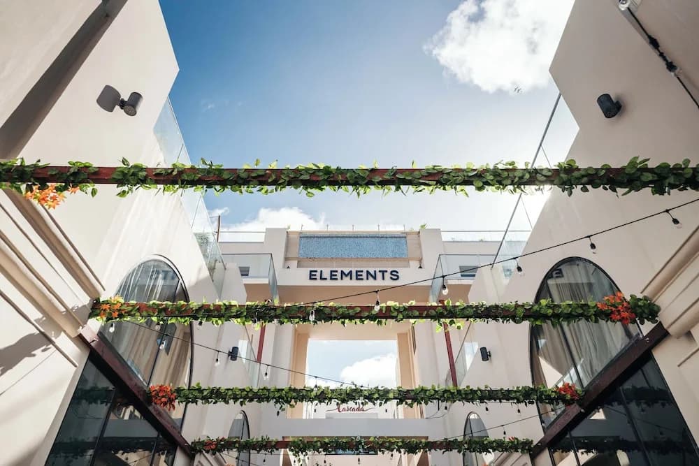 Elements Hotel & Shops Curacao
