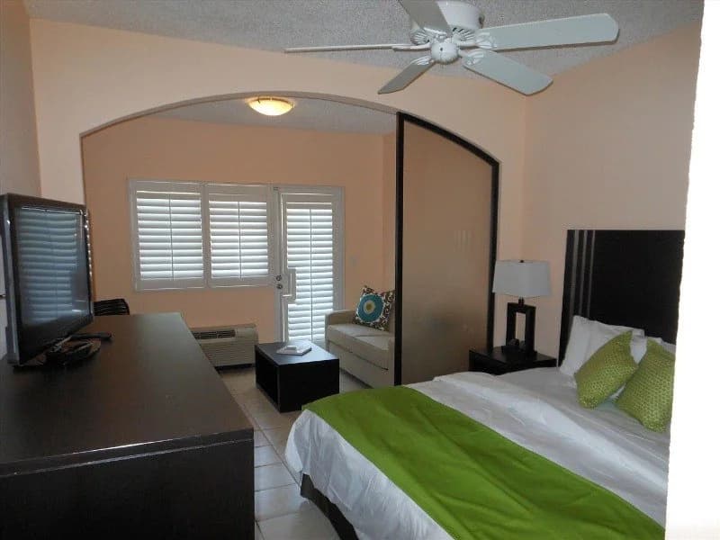 Ports of Call Resort — photo 3