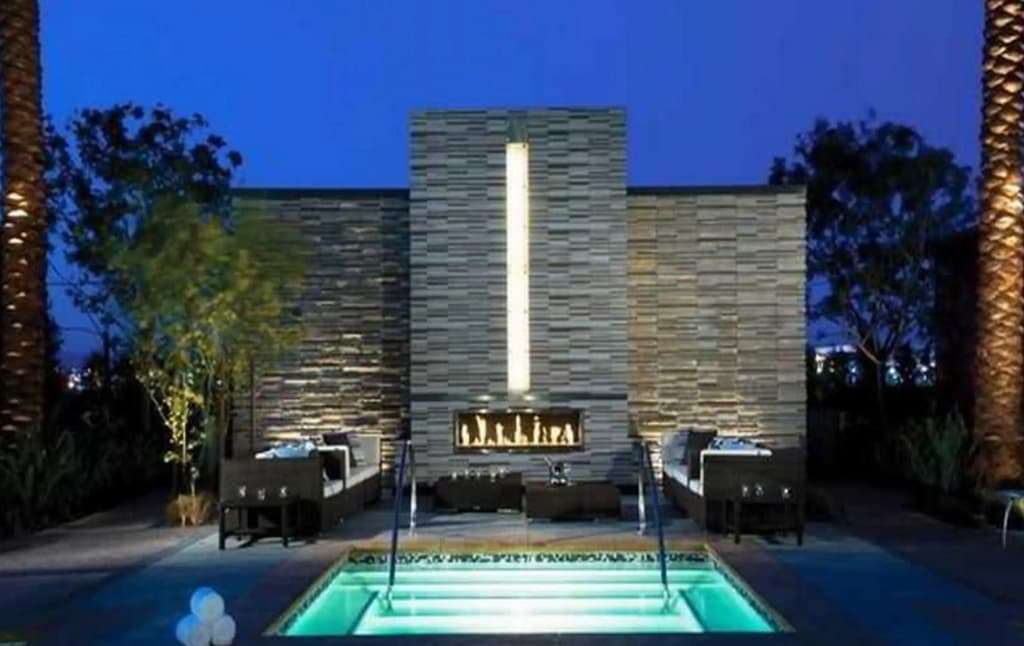 Palms Place Hotel And Spa