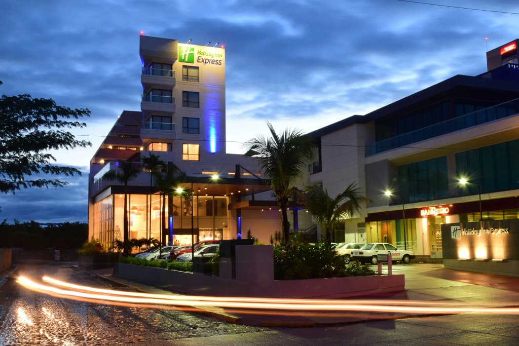 Holiday Inn Express Puerto Vallarta By IHG — main photo