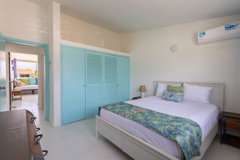 Light House Beach House With Ocean View