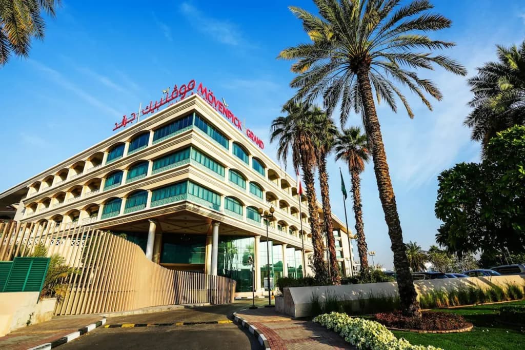 Movenpick Grand Al Bustan Hotel