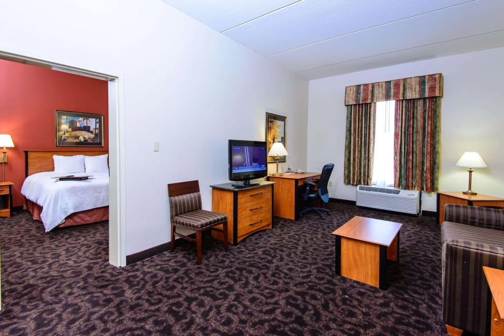 Hampton Inn Houston/Pearland — photo 3