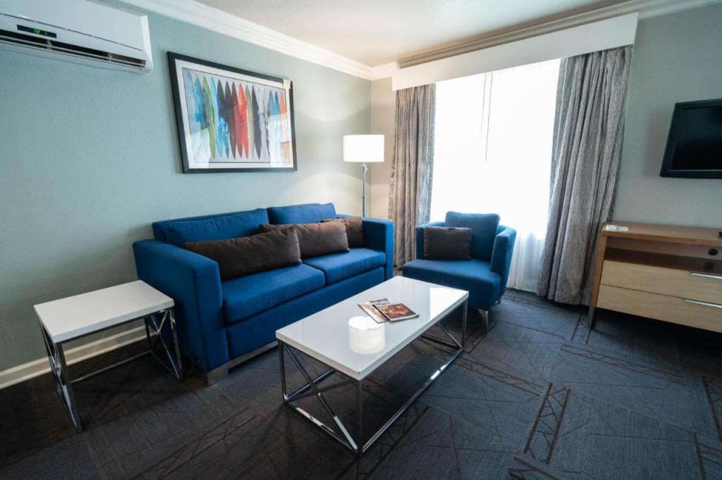 Alexis Park All Suite Resort — photo 3