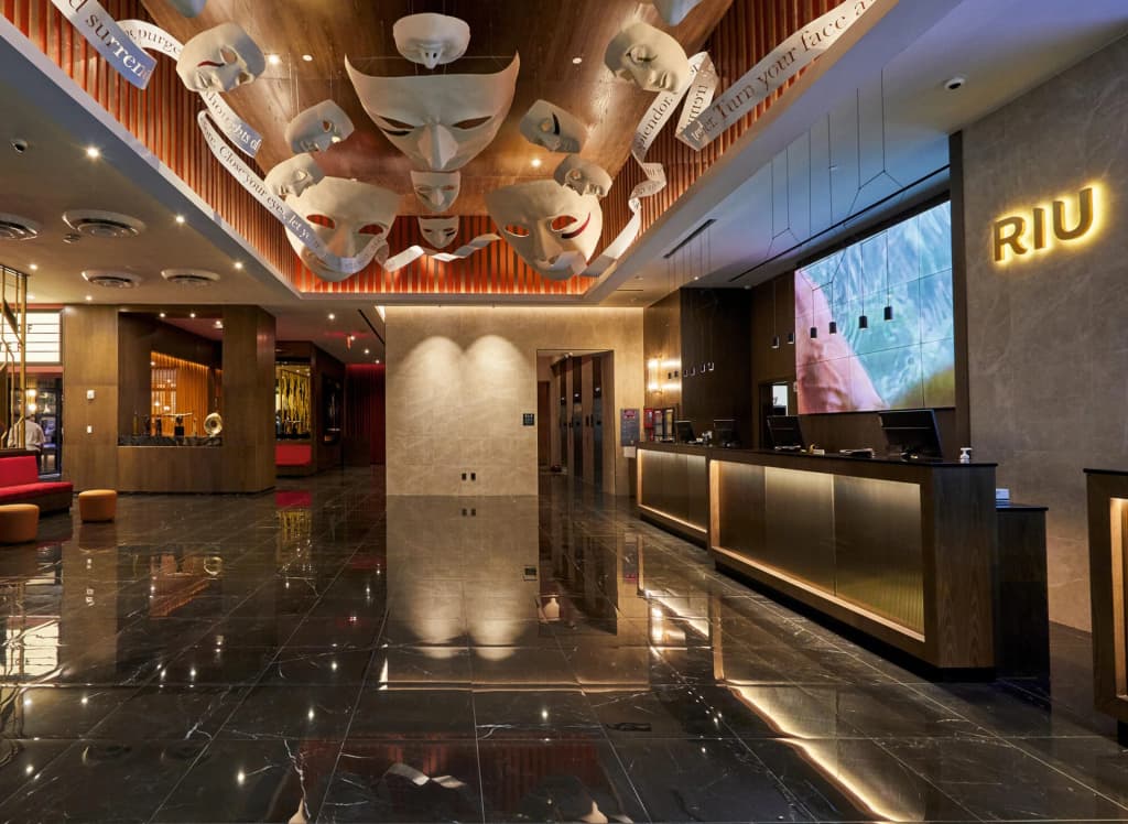 Hotel Riu Plaza Manhattan Times Square — photo 2