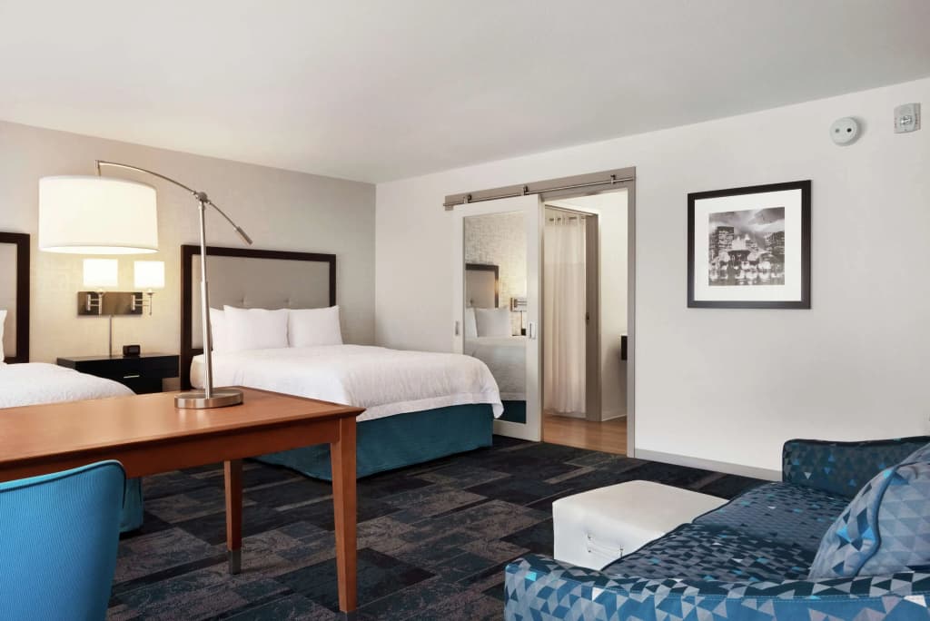 Hampton Inn & Suites Rosemont Chicago O'Hare — photo 3