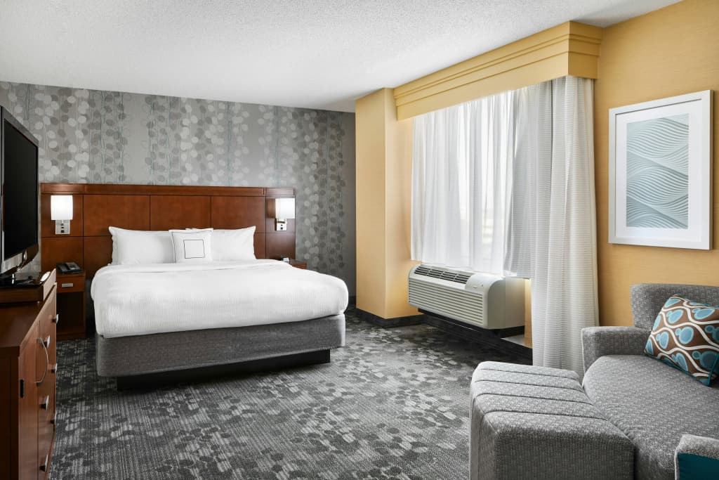 Courtyard by Marriott Newark Downtown — photo 5