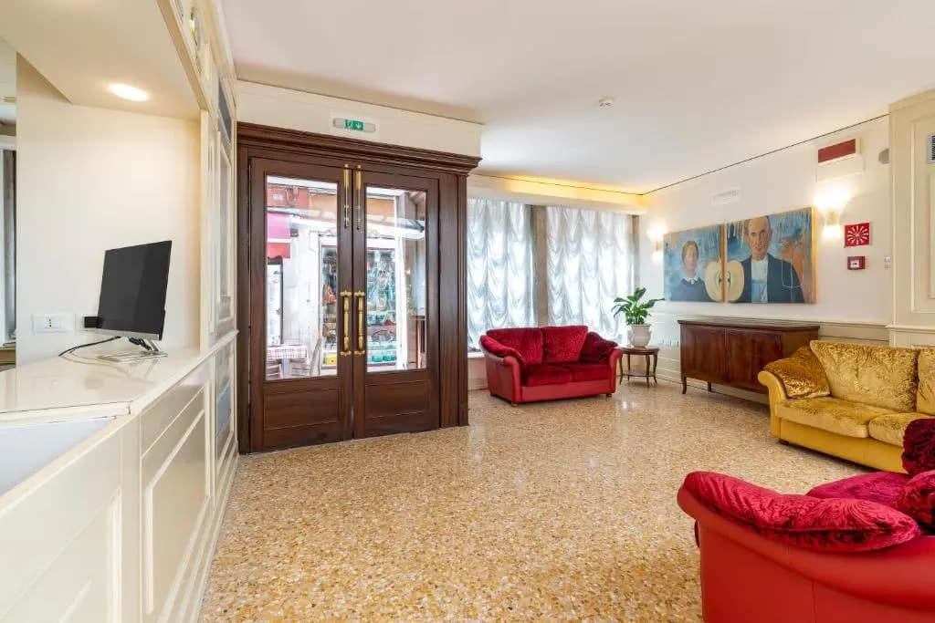 Hotel Bella Venezia — photo 2