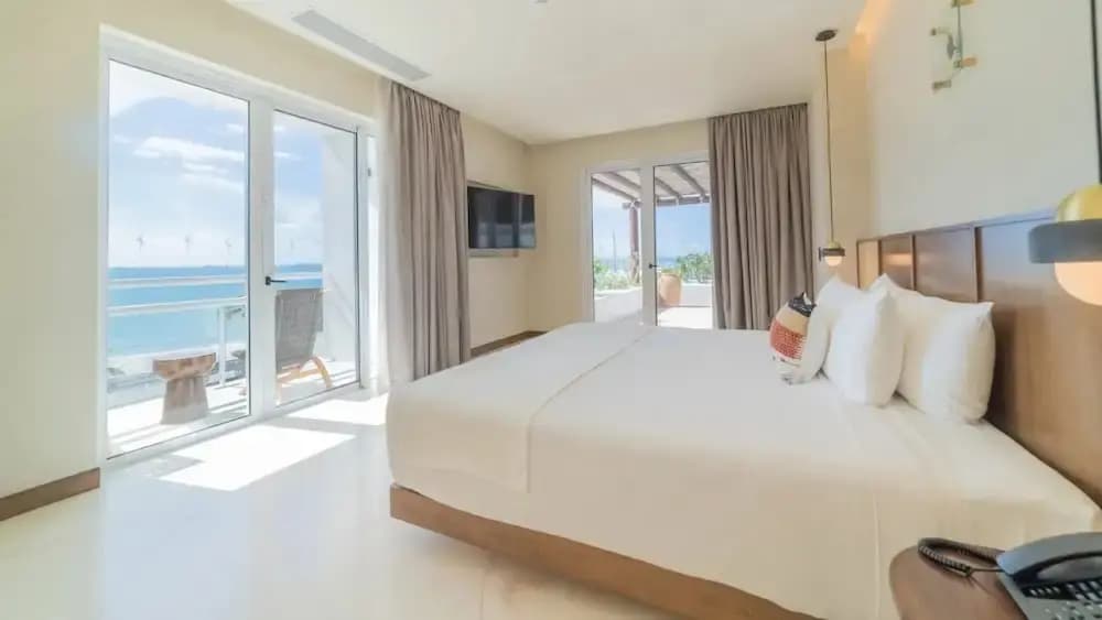 Hotel Indigo Bridgetown Barbados by IHG — photo 2