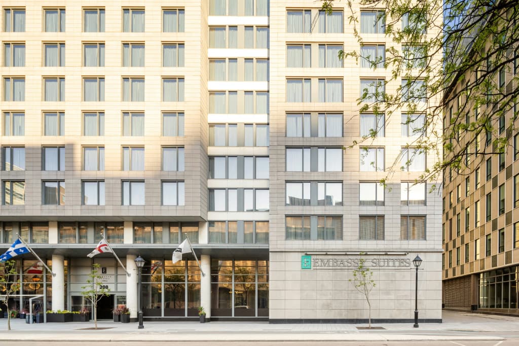 Embassy Suites By Hilton Montreal
