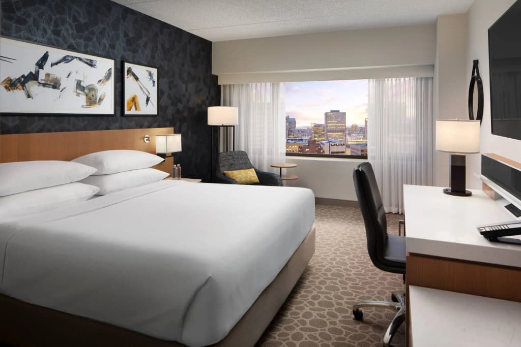 Delta Hotels by Marriott Chicago Willowbrook — photo 2
