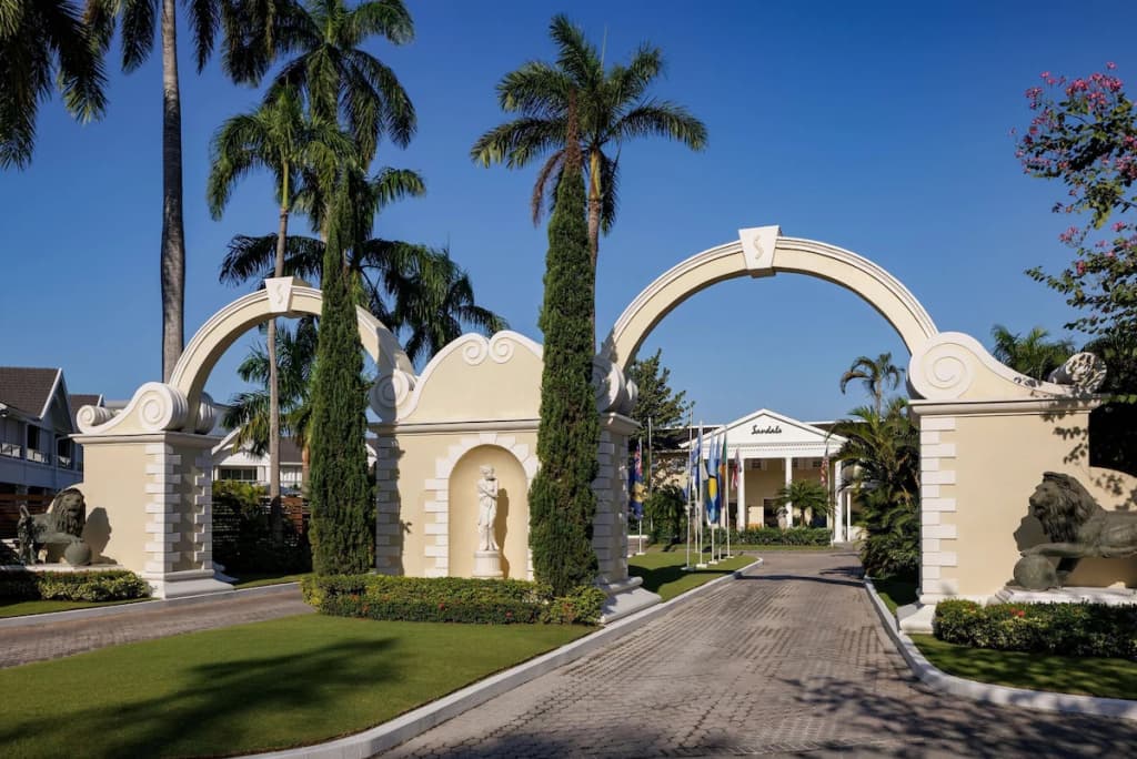 Sandals Royal Caribbean Resort &Offshore Island AI