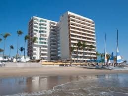 Las Flores Beach Resort