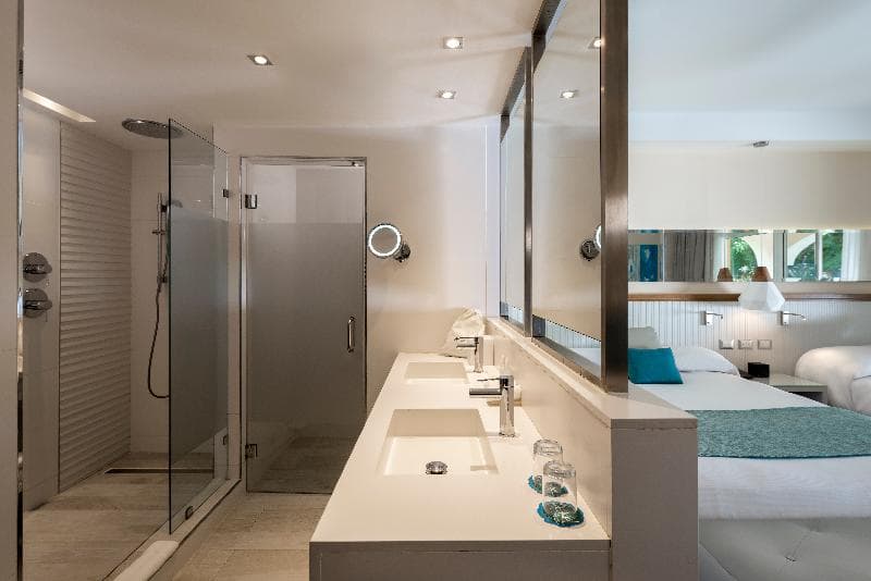 Privileged Deluxe Double Room — image 1 of 3