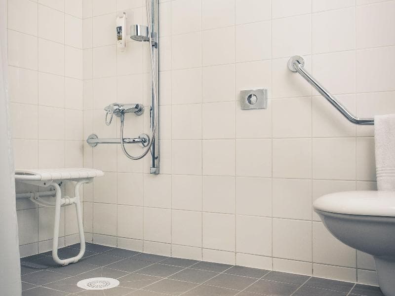 Classic Room Accessible To People With Reduced Mobility With 1 Double bed — image 1 of 5