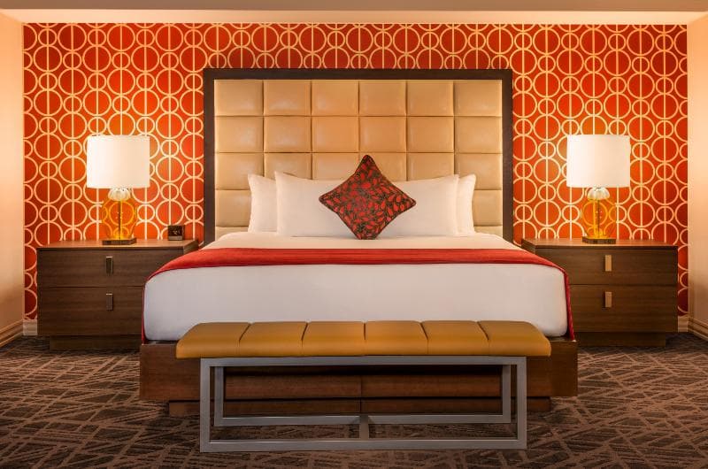 Resort Room | 1 King — image 1 of 4