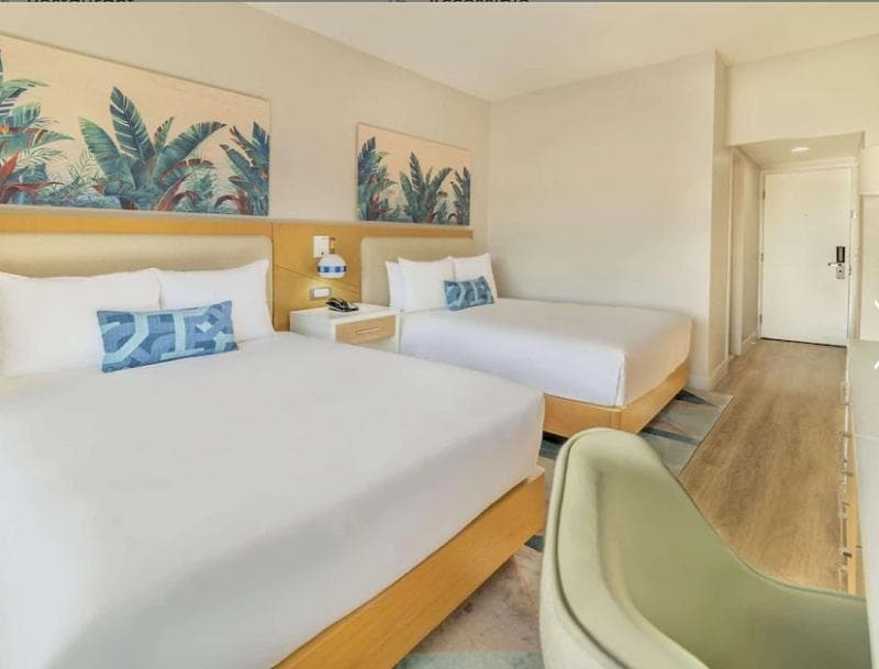2 Queen Beds, Mobility And Hearing Accessible β image 1 of 1
