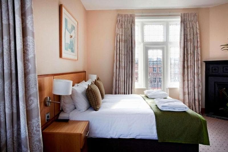 Executive Double Room — image 1 of 12