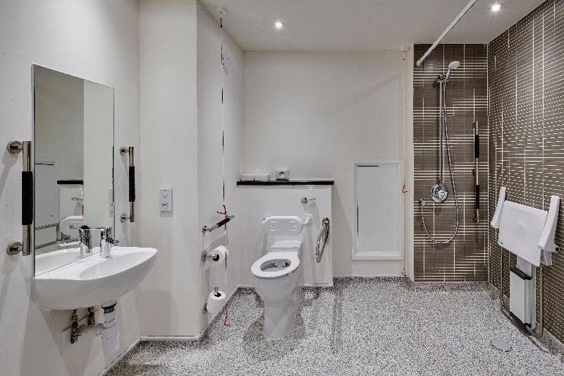 Standard, Double, Accessible — image 1 of 1