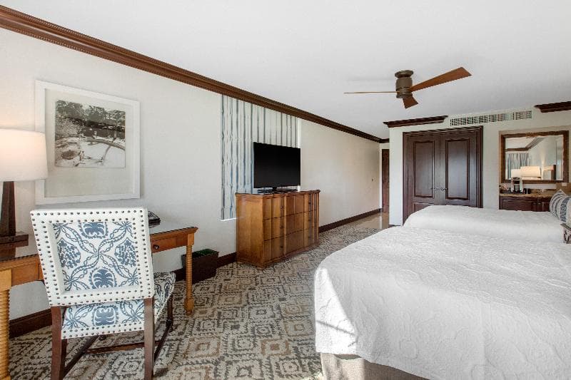 VISTA VIEW ROOM - 2 QUEEN BEDS — image 1 of 6