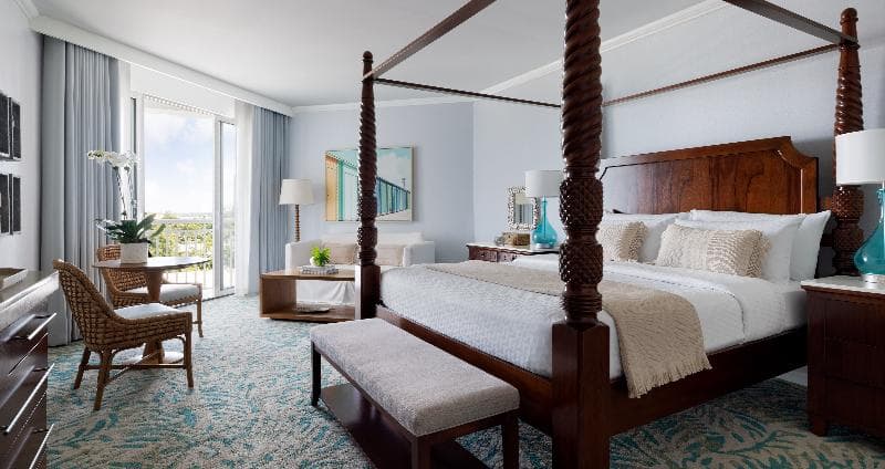 Penthouse Suite, Bay/Ocean View, Club Lounge Access — image 1 of 3
