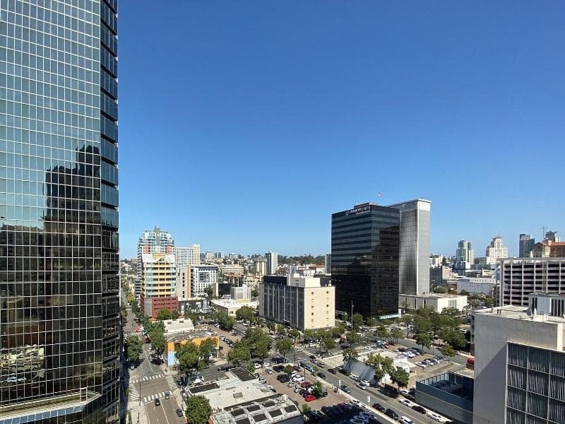 Deluxe Double City View, Guest Room, 2 Double — image 1 sur 6