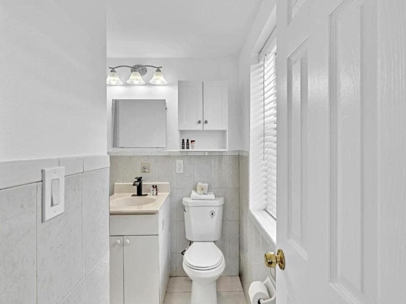 Studio Suite — image 1 of 4