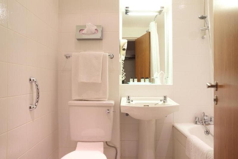 Standard, Double — image 1 sur 6