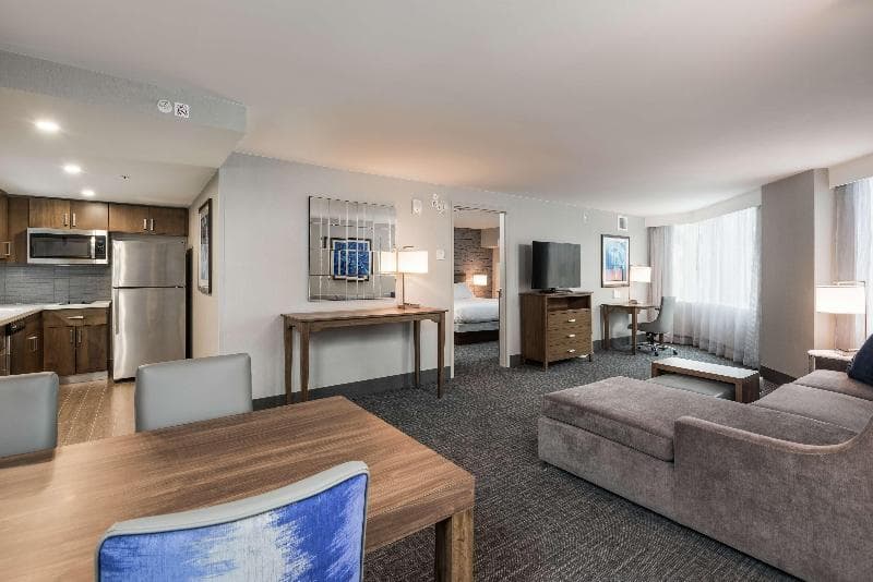 Studio Suite, King — image 1 of 4