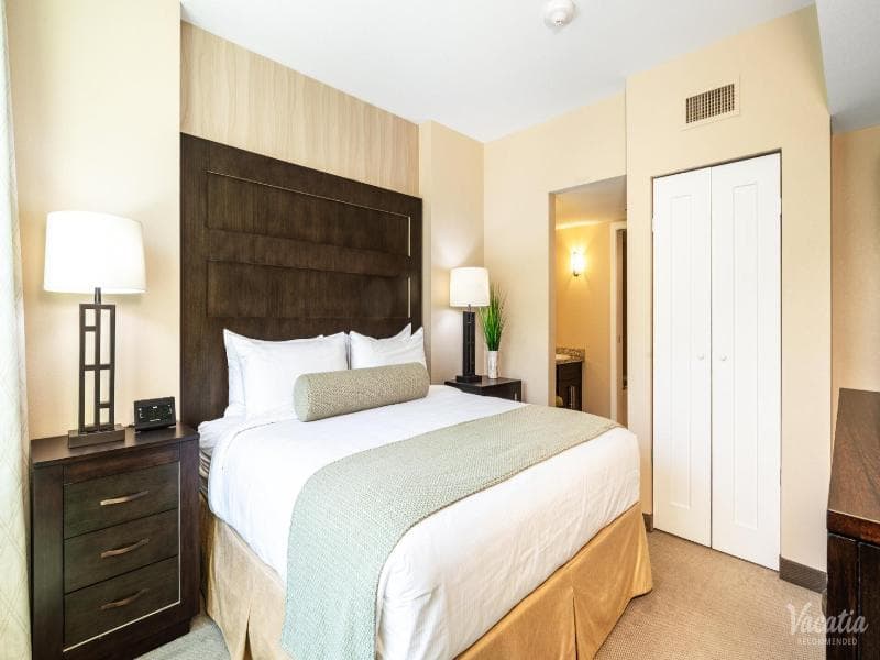 1 Bedroom — image 1 of 7