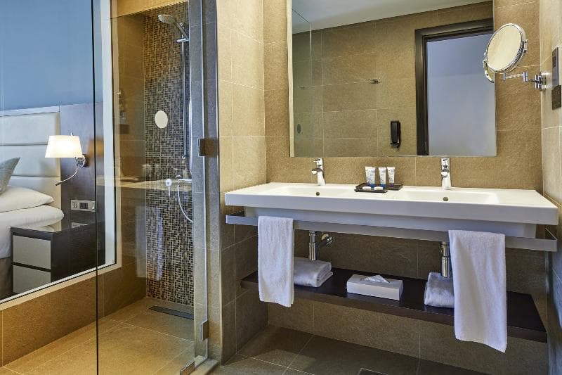 Double Room — image 1 of 3