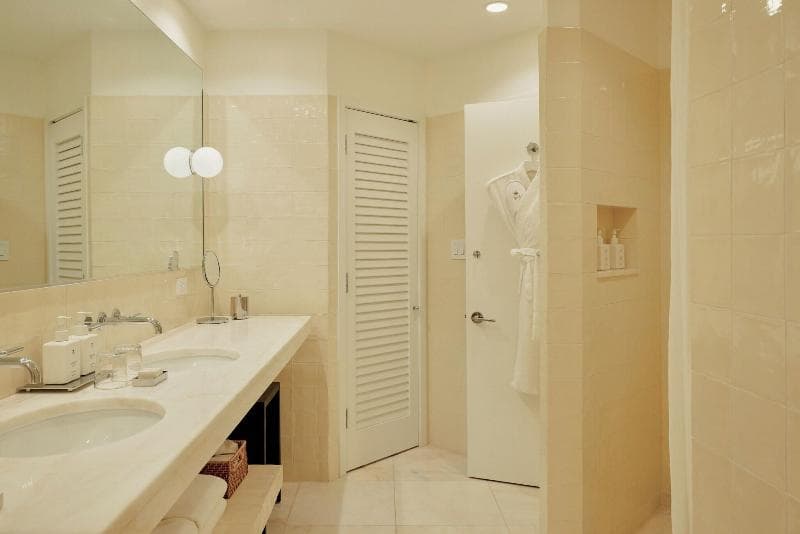 Penthouse Suite, view — image 1 of 10