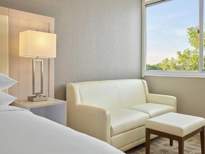 Room - 2 Queen — image 1 of 5