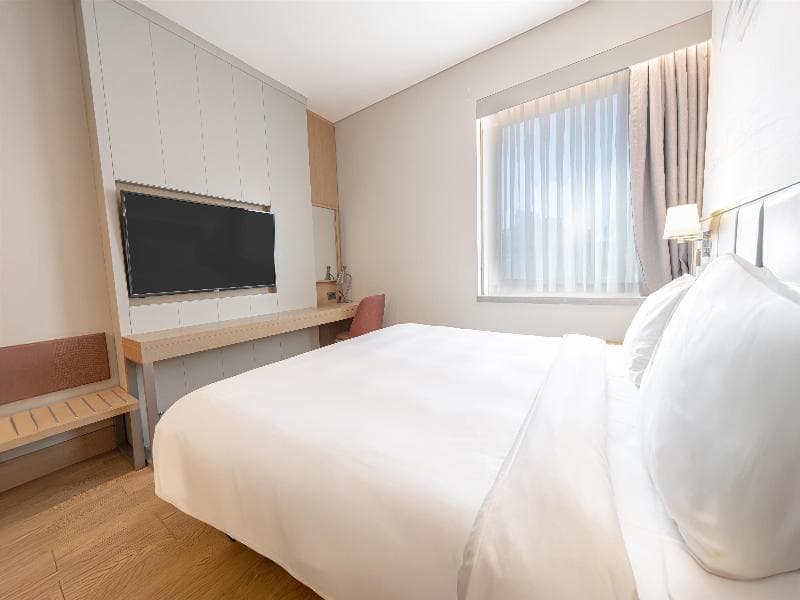 Standard Room King — image 1 sur 9