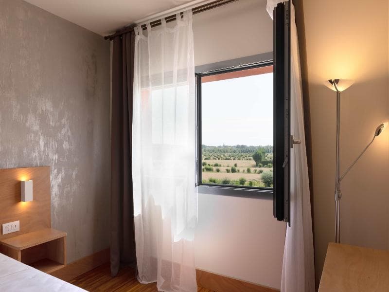 Double Room — image 1 sur 3