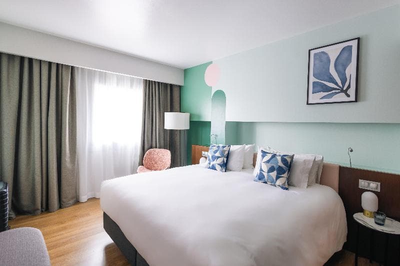 Suite, King and Sofa Bed — image 1 of 5