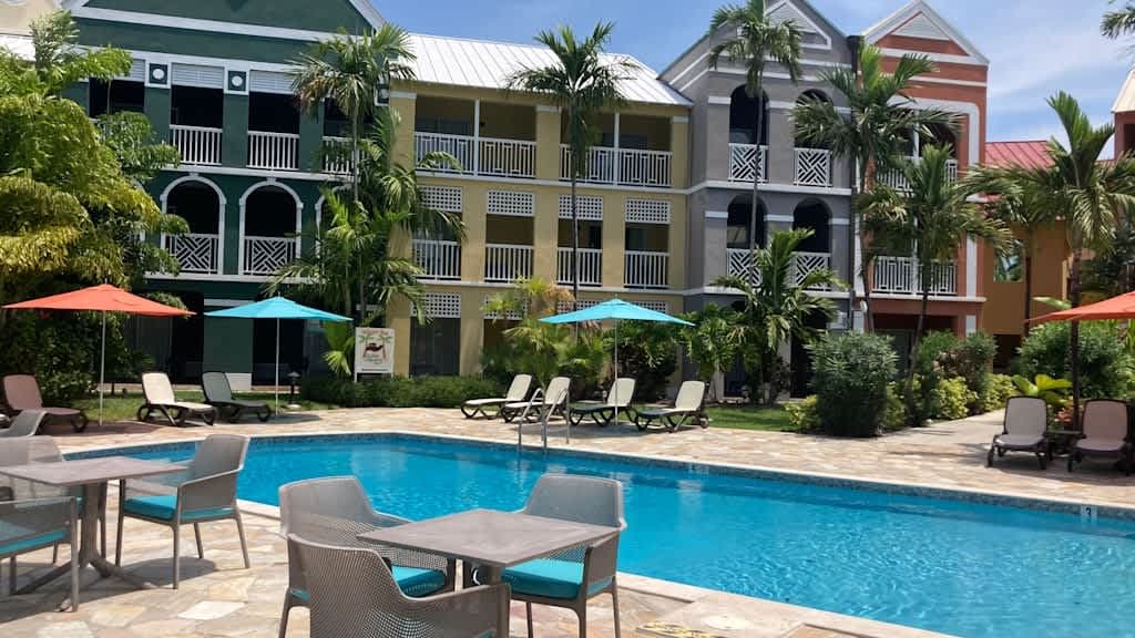Pelican Bay Hotel