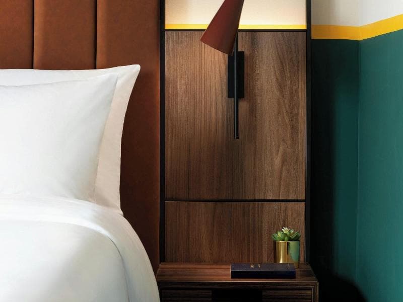 Gioia King Guest Room, 1 King β image 1 of 9