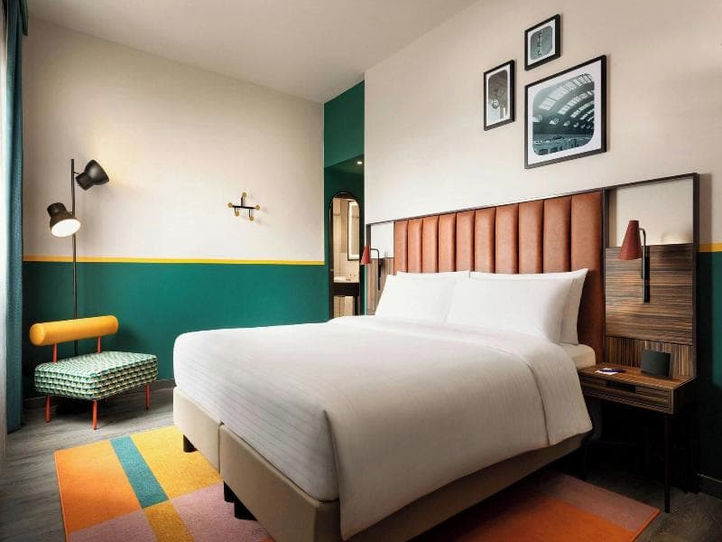 Porta Nuova Queen Guest Room, 1 Queen β image 1 of 9