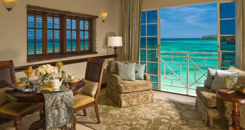Royal Butler Suite, Oceanfront — image 1 sur 2