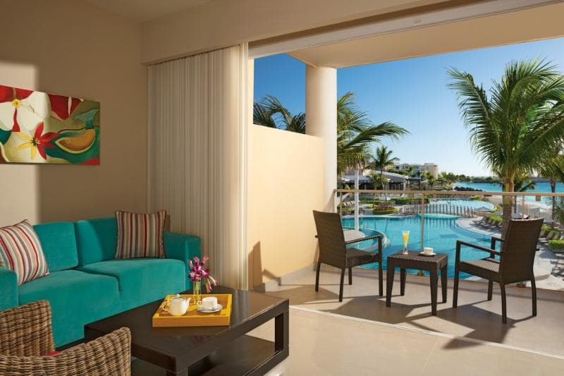 Junior Suite with a King Bed and Ocean Views β image 1 of 3