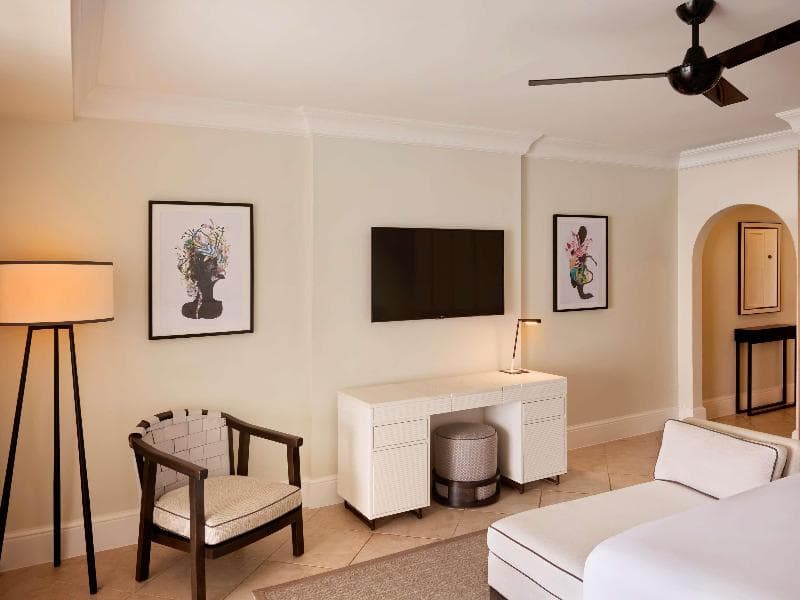 Signature, King, Sea View, Oceanfront β image 1 of 6