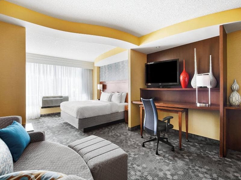 Studio Junior Suite, 1 King and 1 Sofa Bed — image 1 sur 5
