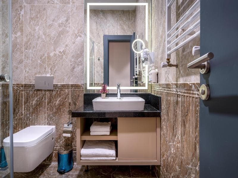Double Room, Accessible, Walk In Shower β image 1 of 7