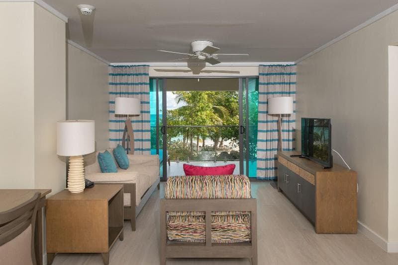 Suite, 1 Bedroom, Sea View β image 1 of 1