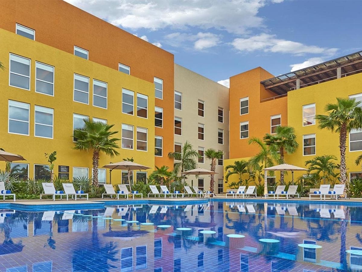 City Express Plus N Suites Cabo San Lucas, Los Cabos